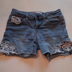 Vigoss 10 blue jean denim shorts with lace detail